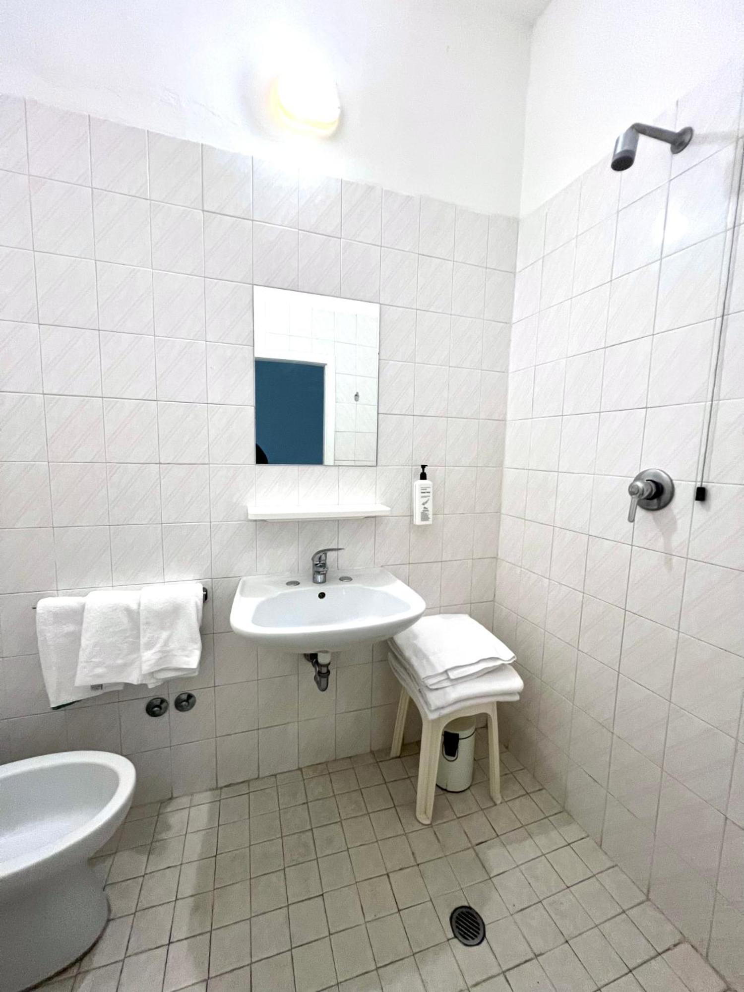 Hotel Ardea Rimini Buitenkant foto